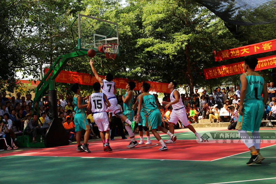 ESPN：上海海港已得知奥斯卡心脏问题，愿意为其提供治疗帮助（ESPN称上海海港已知悉奥斯卡心脏状况，愿提供医疗援助）