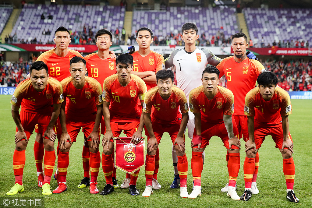 记者：穆斯卡特并不是被“气”走了，他是抽空去上了个厕所（记者：穆斯卡特并非拂袖离场，只是中途去上厕所）