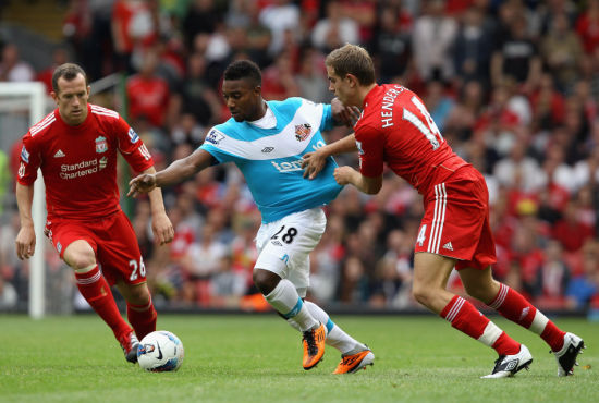 勇士官方：格林扭伤右脚，本场比赛不会回归（勇士官方通报：格林右脚扭伤，本场比赛提前退场）