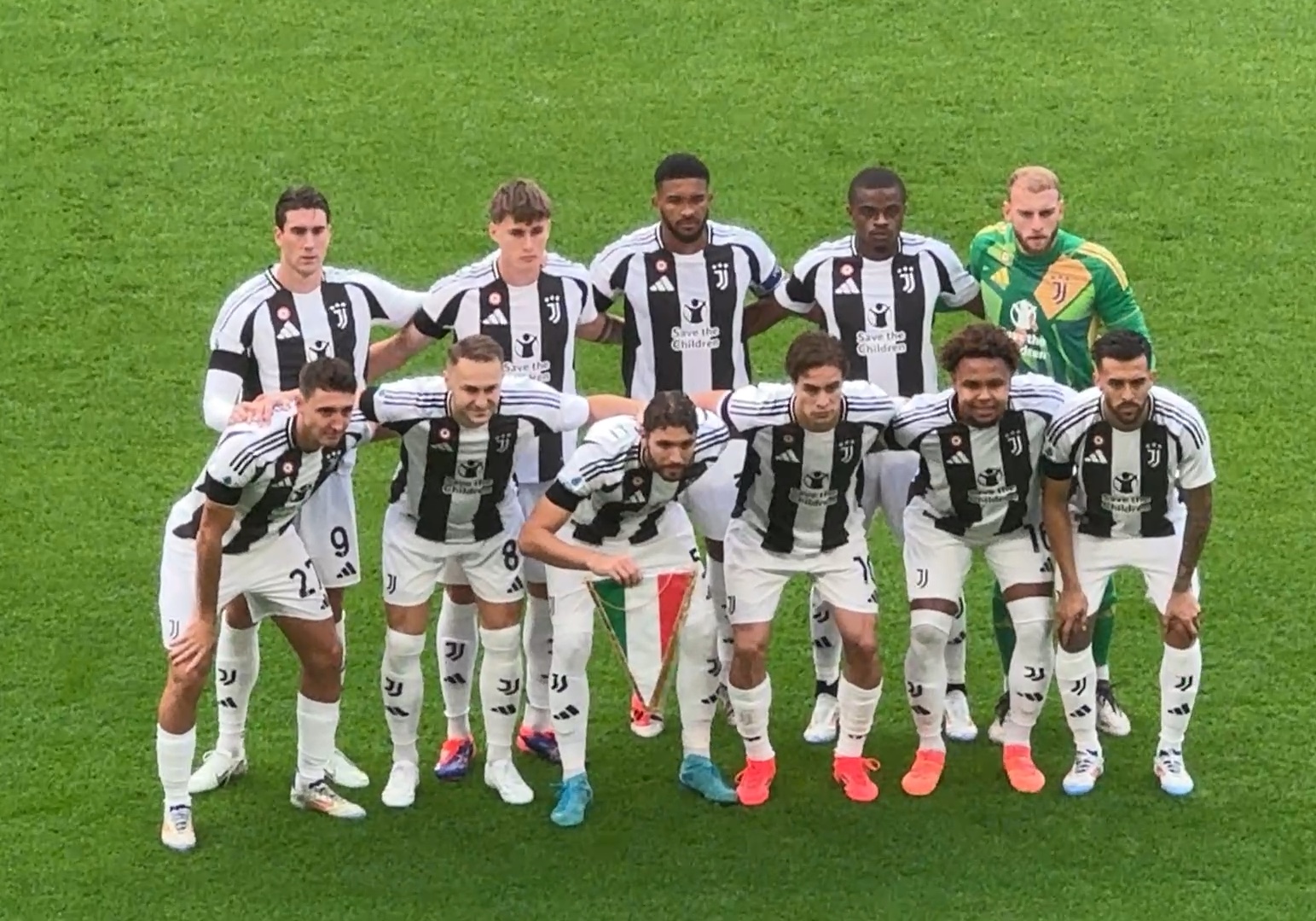 阿斯：姆巴佩脚踝炎症已痊愈，对阵埃尔切时可以首发（阿斯报：姆巴佩脚踝炎症痊愈，战埃尔切可出任首发）