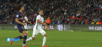 米兰双雄完成收购圣西罗球场及周边地块，新球场容量超7万人（AC米兰与国际米兰敲定收购圣西罗及周边地块，新球场可容纳逾7万人）