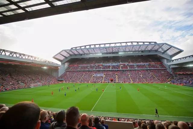 五大联赛榜首再次易主（五大联赛榜首再换主人）