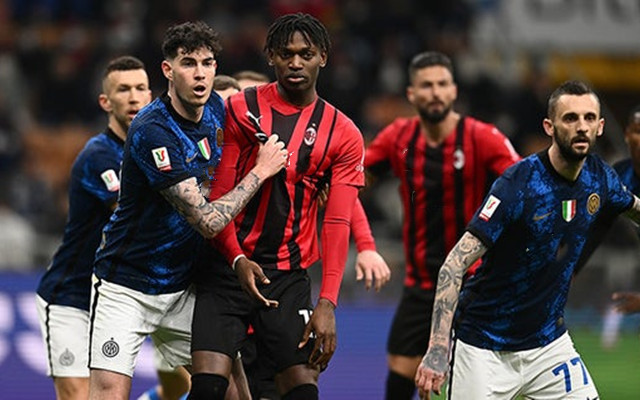 海纳：有一两家英超球队曾对孔帕尼有意，但我们是拜仁慕尼黑（海纳：一两家英超队曾追逐孔帕尼，但我们是拜仁慕尼黑）